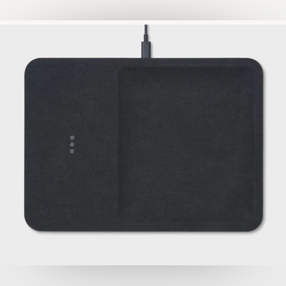 Wireless charging tray - Picture 1 of 9